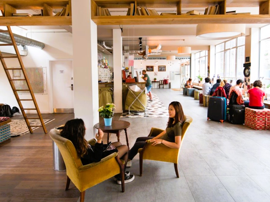 Hostel vs Hotel vs Apartment: Which One Should You Choose?